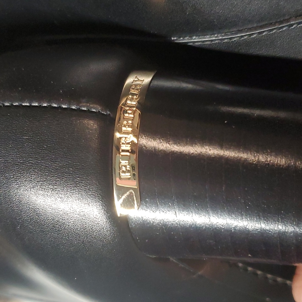 Burberry leather and rabbit fur boots - Picture 3 of 4
